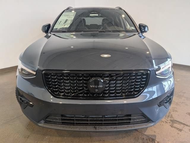 New 2026 Volvo XC40 B5 Ultra w/ Protection Package Premier AWD/4WD image 2