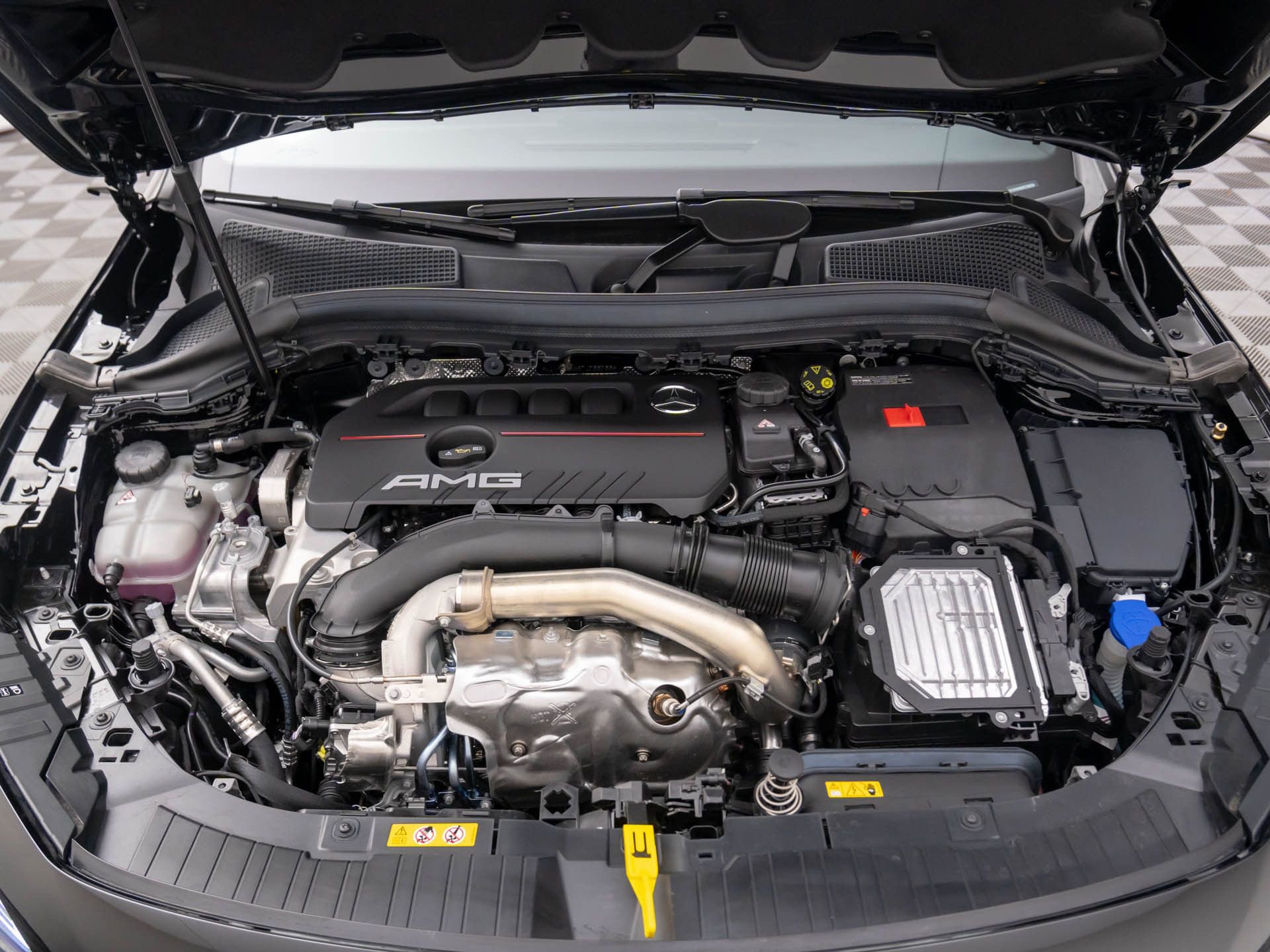 New 2026 Mercedes-Benz GLA 35 AMG 4MATIC image 32