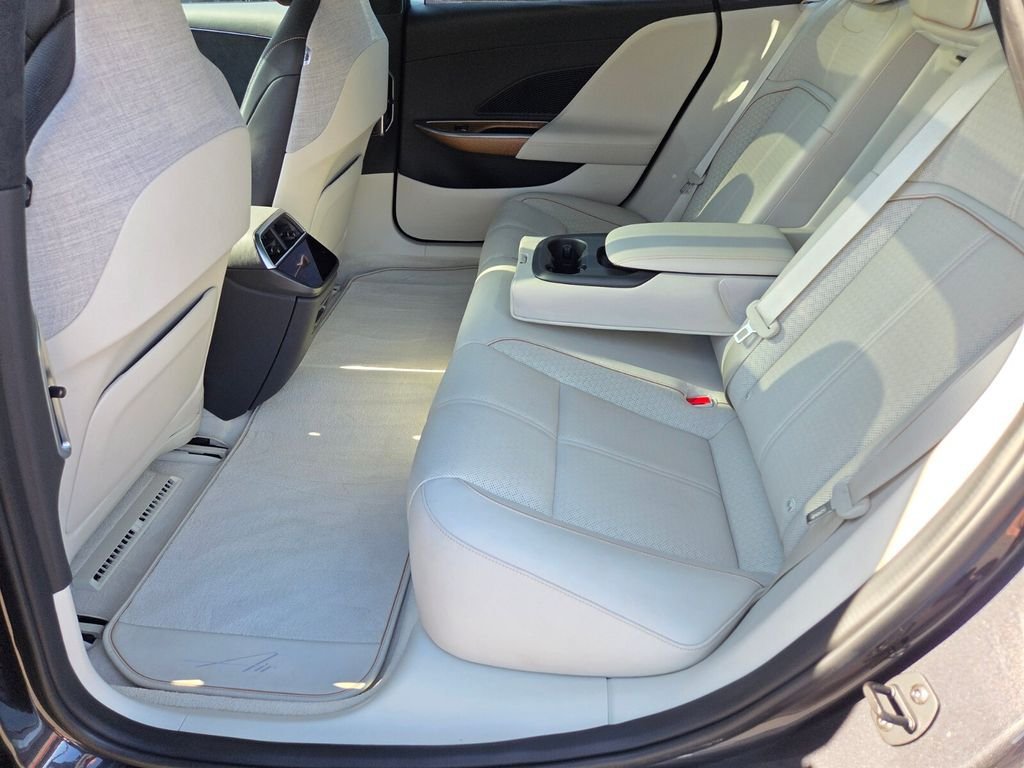 Used 2023 Lucid Air Grand Touring AWD/4WD image 15