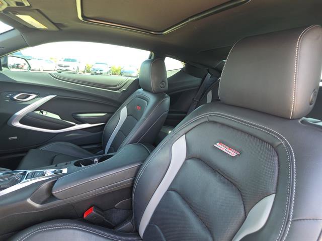 Used 2023 Chevrolet Camaro SS RWD image 15