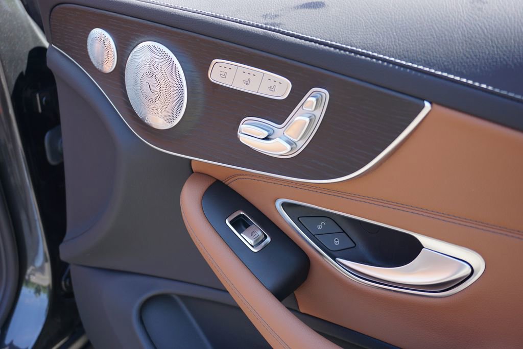 Used 2023 Mercedes-Benz C 300 Cabriolet image 38