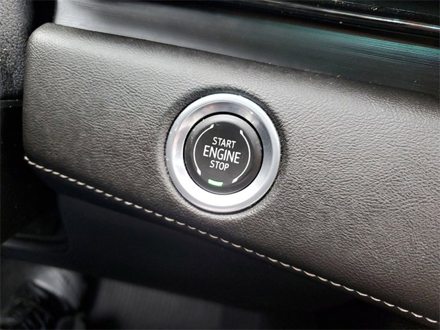 Used 2021 Cadillac Escalade ESV Premium Luxury image 21