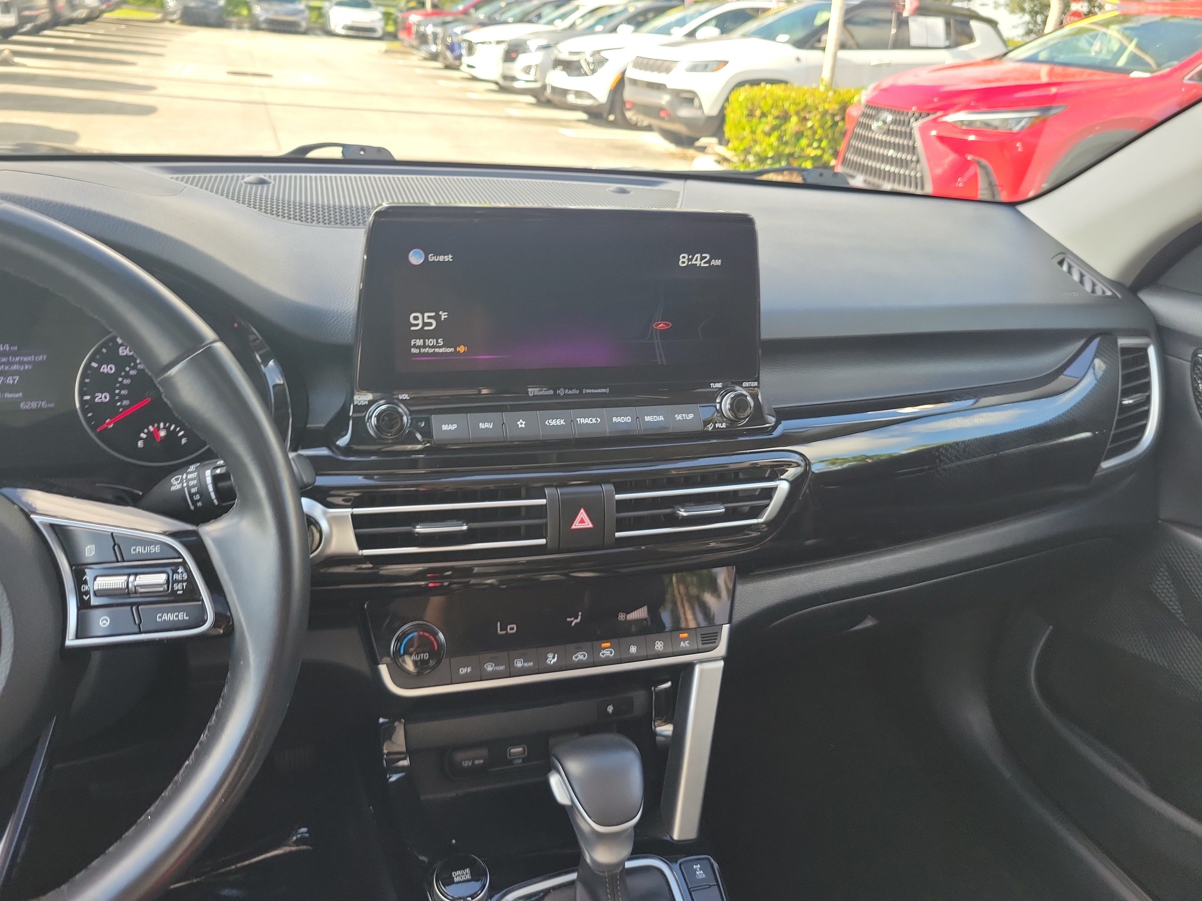 Used 2022 Kia Seltos EX AWD/4WD image 17