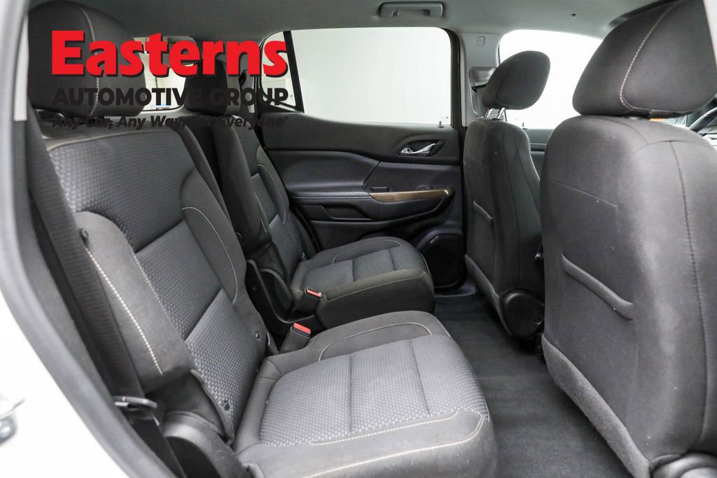 Used 2022 GMC Acadia SLE image 25