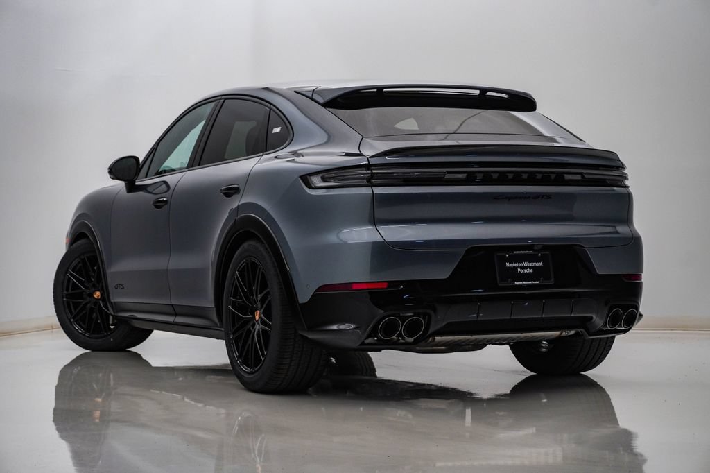 New 2026 Porsche Cayenne GTS AWD/4WD image 3