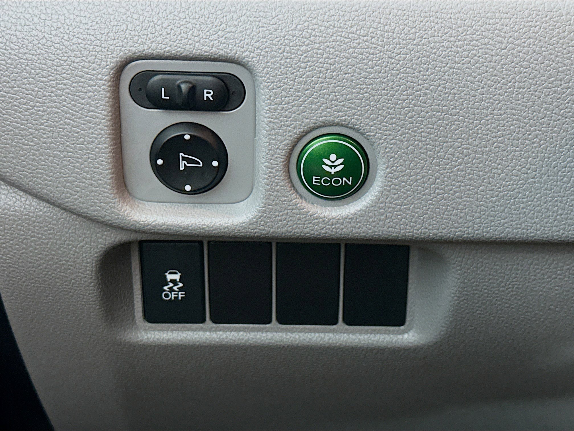 Used 2018 Honda Pilot EX image 16