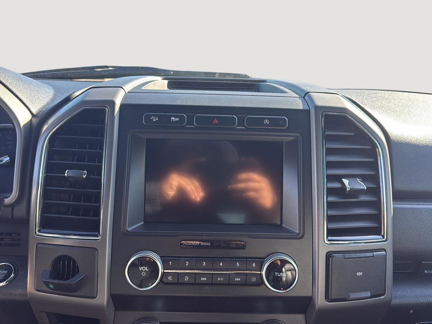 Used 2019 Ford Expedition XLT w/ Equipment Group 201A image 16