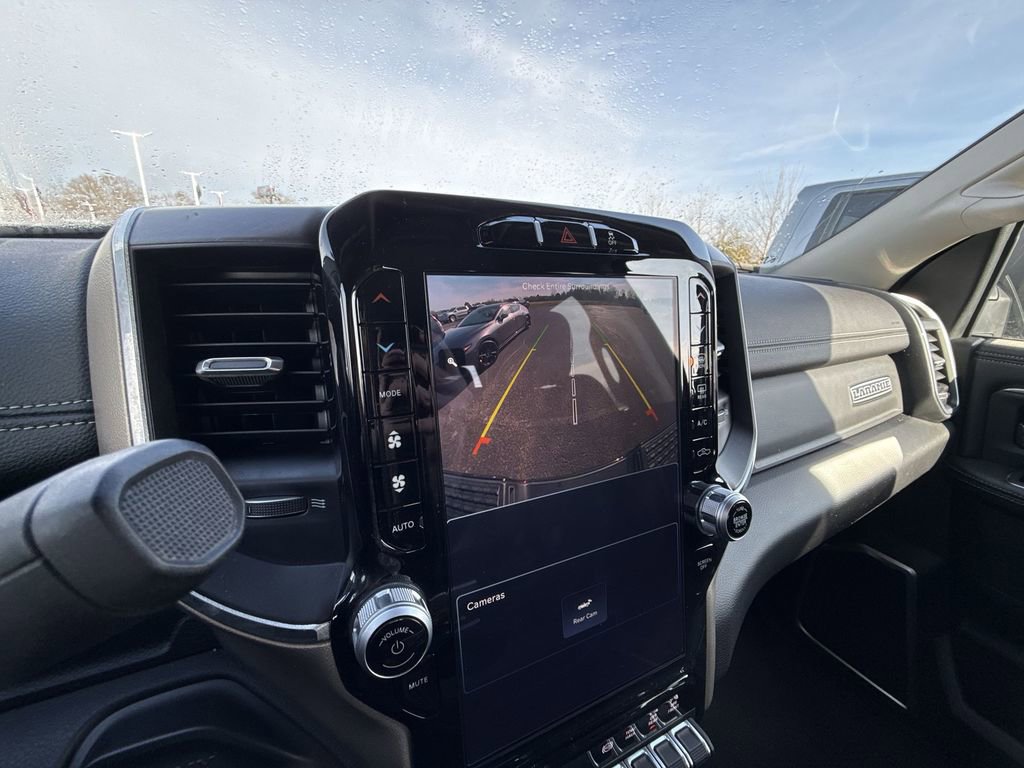 Used 2024 RAM 2500 Laramie image 21