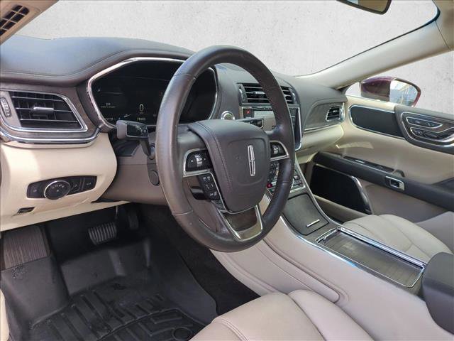Used 2017 Lincoln Continental Select FWD image 10
