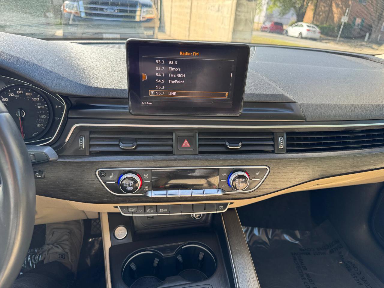 Used 2019 Audi A4 2.0T Premium w/ Convenience Package image 25