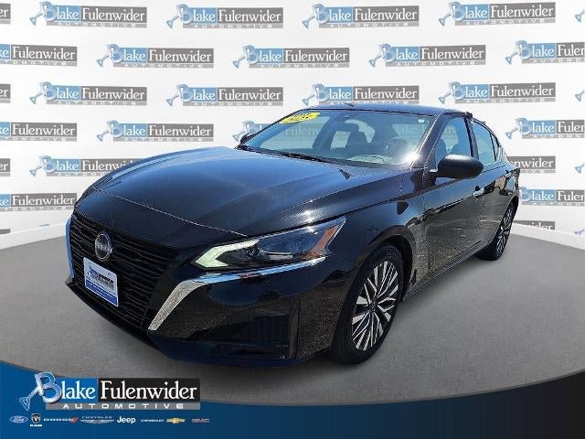 Used 2025 Nissan Altima 2.5 SV