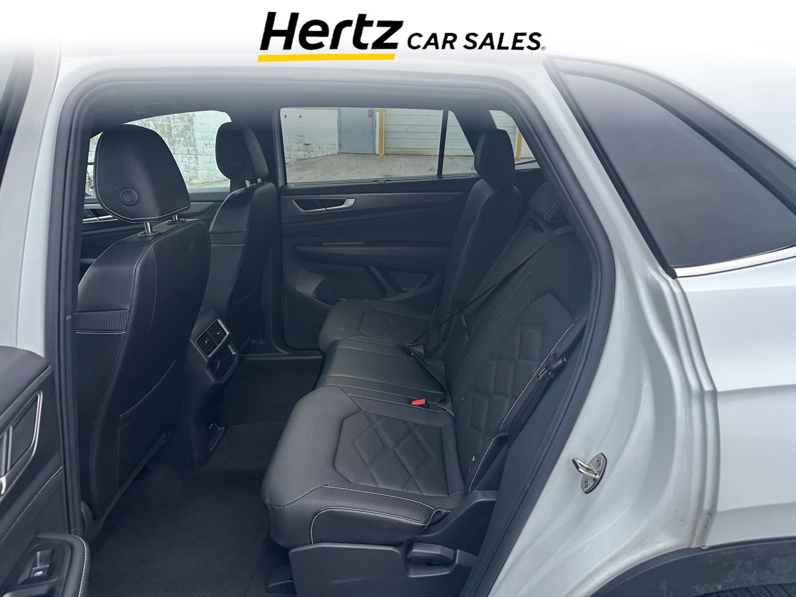 Used 2025 Volkswagen Atlas Cross Sport SE image 7