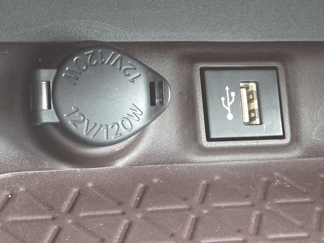 Used 2024 Toyota RAV4 Limited AWD/4WD image 33