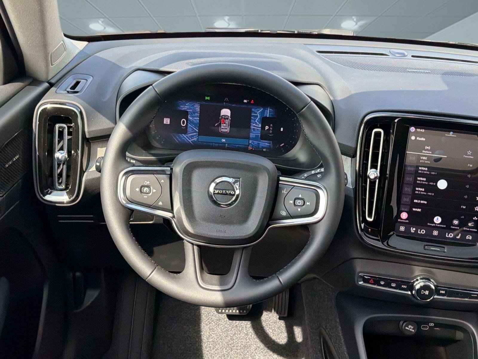 New 2026 Volvo XC40 B5 Ultra w/ Protection Package Premier AWD/4WD image 11