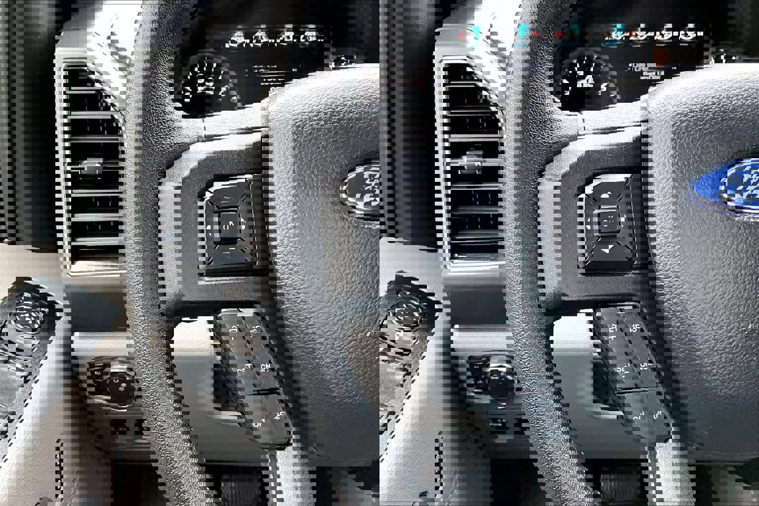 Used 2020 Ford F150 XLT w/ Equipment Group 302A Luxury image 24