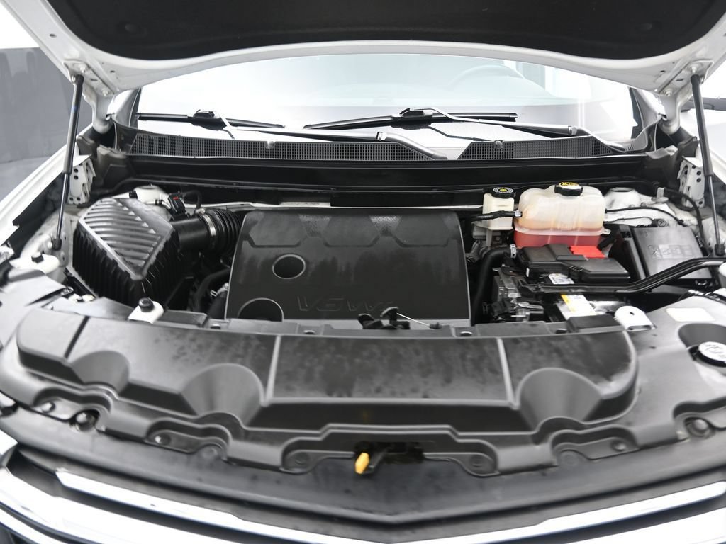 Used 2023 Chevrolet Traverse LT FWD image 23