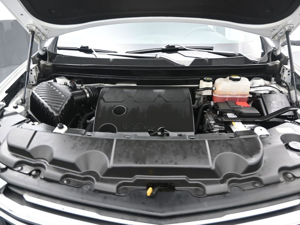 Used 2023 Chevrolet Traverse LT image 23