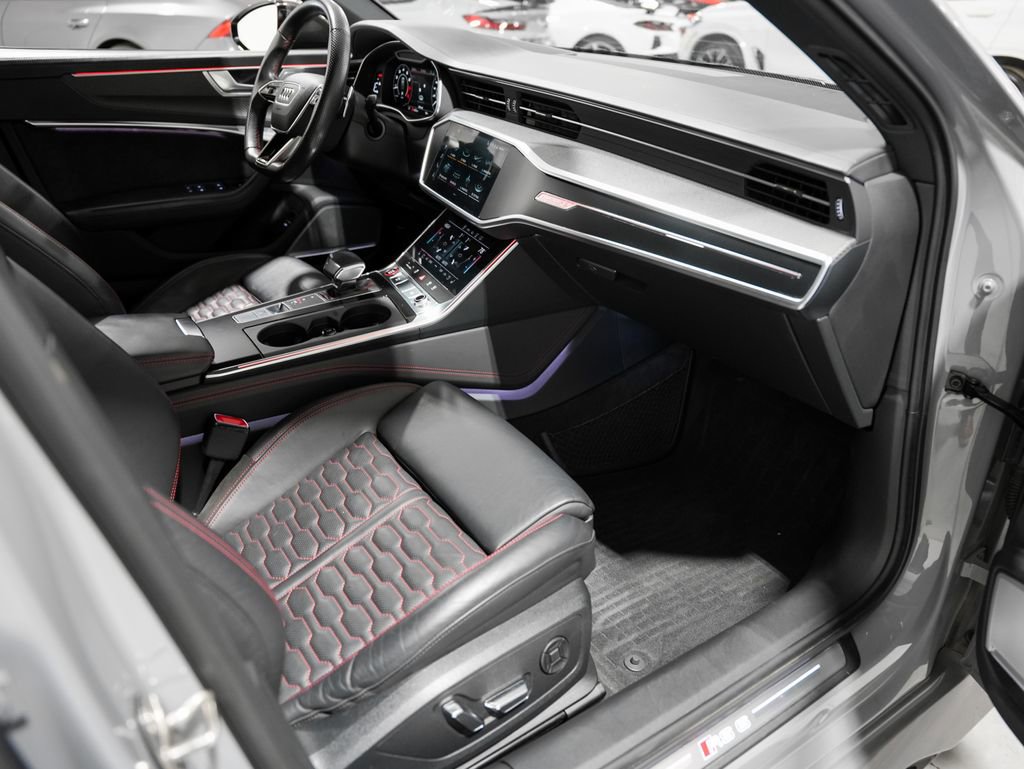Used 2021 Audi RS 6 w/ Carbon Optic Package AWD/4WD image 22