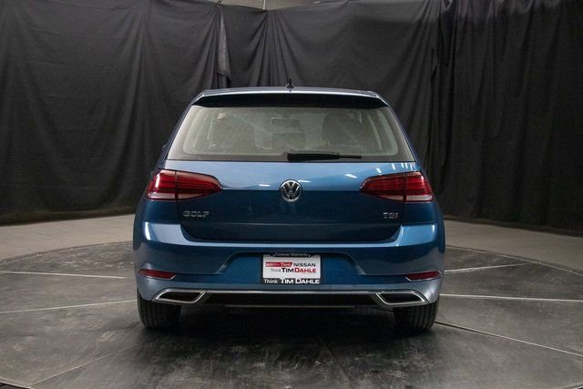 Used 2018 Volkswagen Golf S image 11