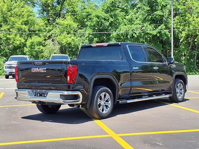Used 2022 GMC Sierra 1500 SLT w/ SLT Convenience Package AWD/4WD image 2