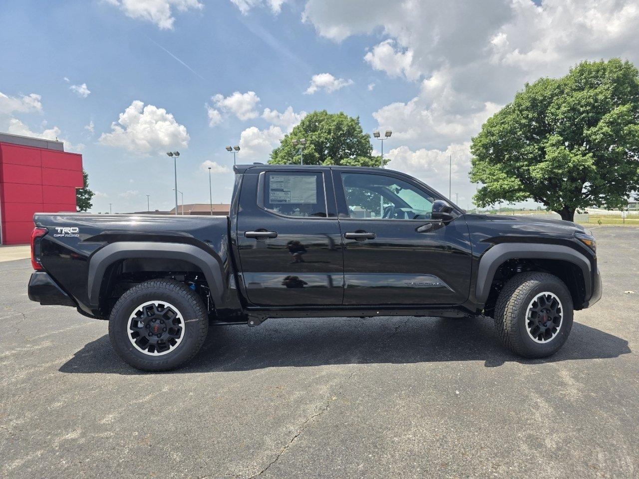 New 2026 Toyota Tacoma TRD Off-Road AWD/4WD image 16