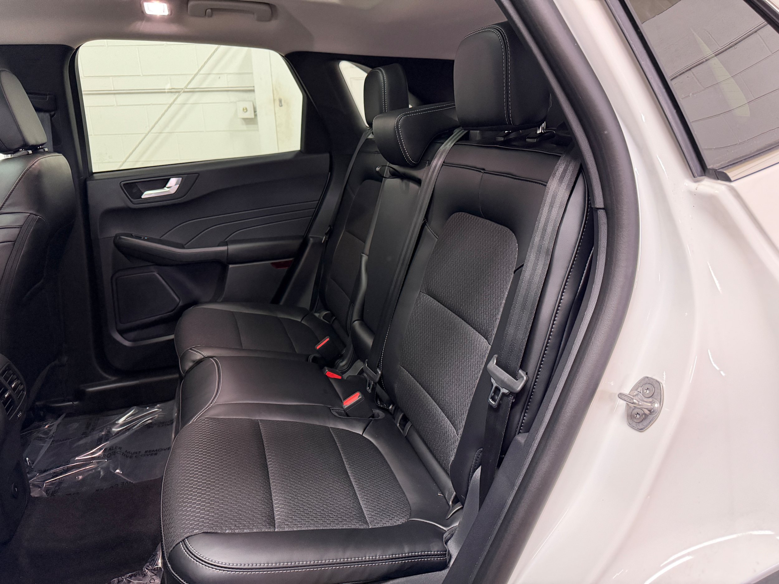 New 2026 Ford Escape SE FWD image 9