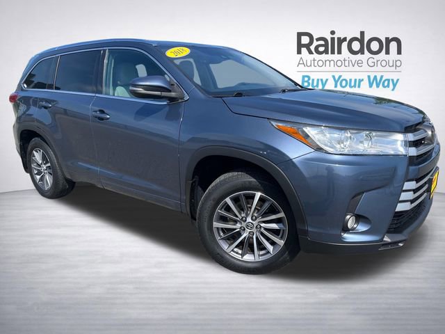 Used 2018 Toyota Highlander XLE AWD/4WD image 1