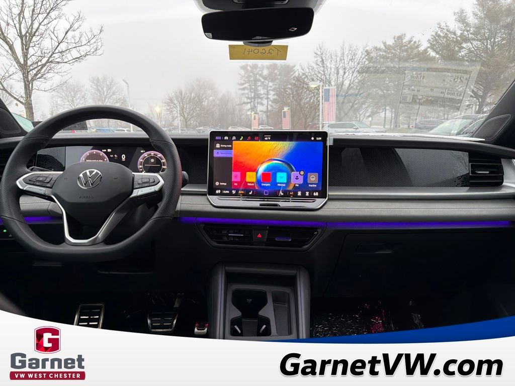 New 2026 Volkswagen Tiguan SE R-Line image 12