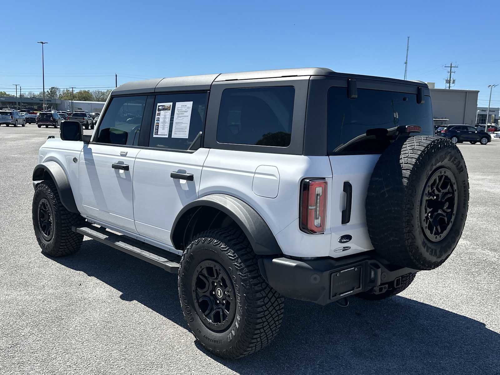 Used 2022 Ford Bronco Wildtrak image 7