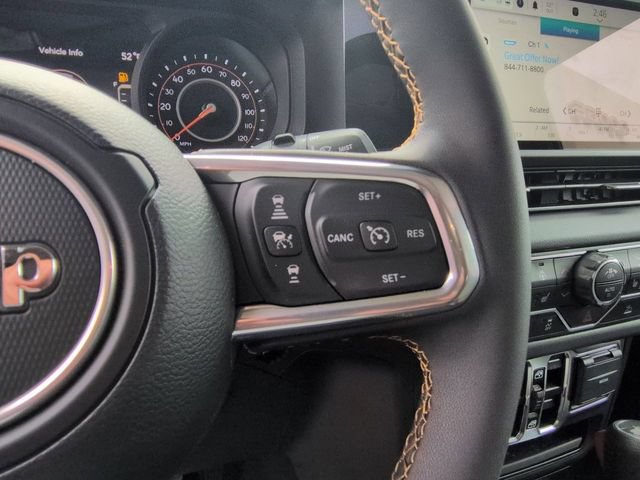 Used 2024 Jeep Wrangler Unlimited Sahara w/ Technology Group AWD/4WD image 14