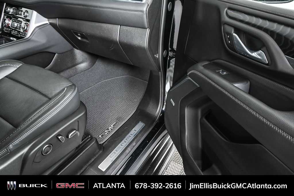 Used 2024 GMC Yukon XL Denali image 26