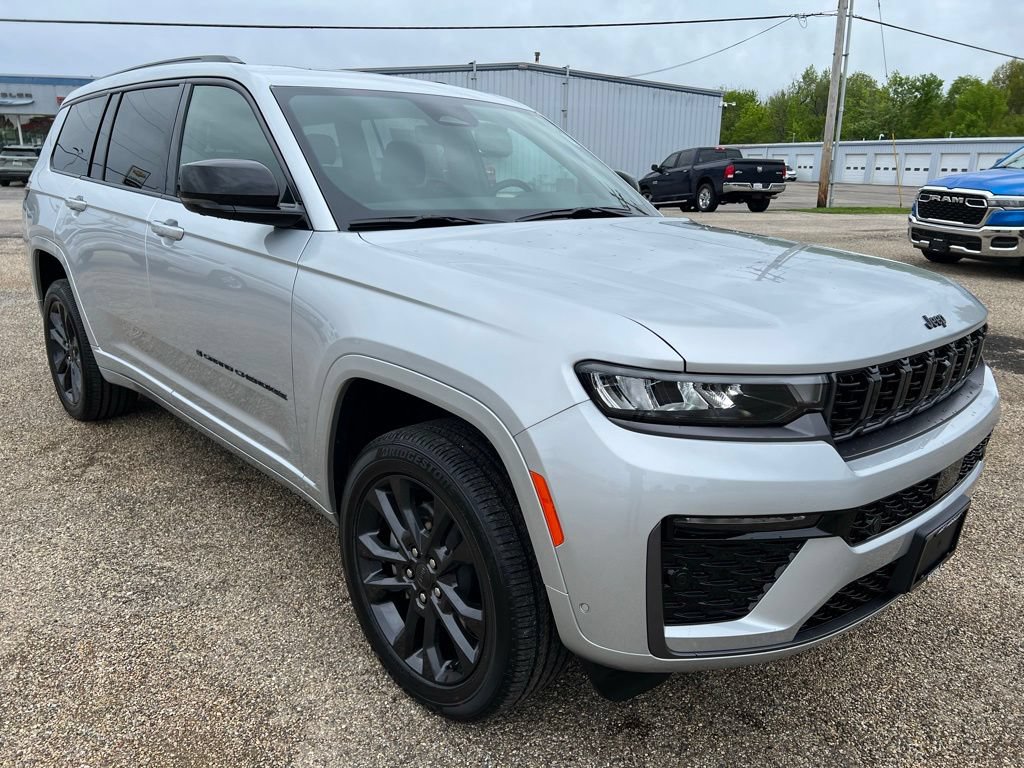 New 2026 Jeep Grand Cherokee L Limited AWD/4WD image 5