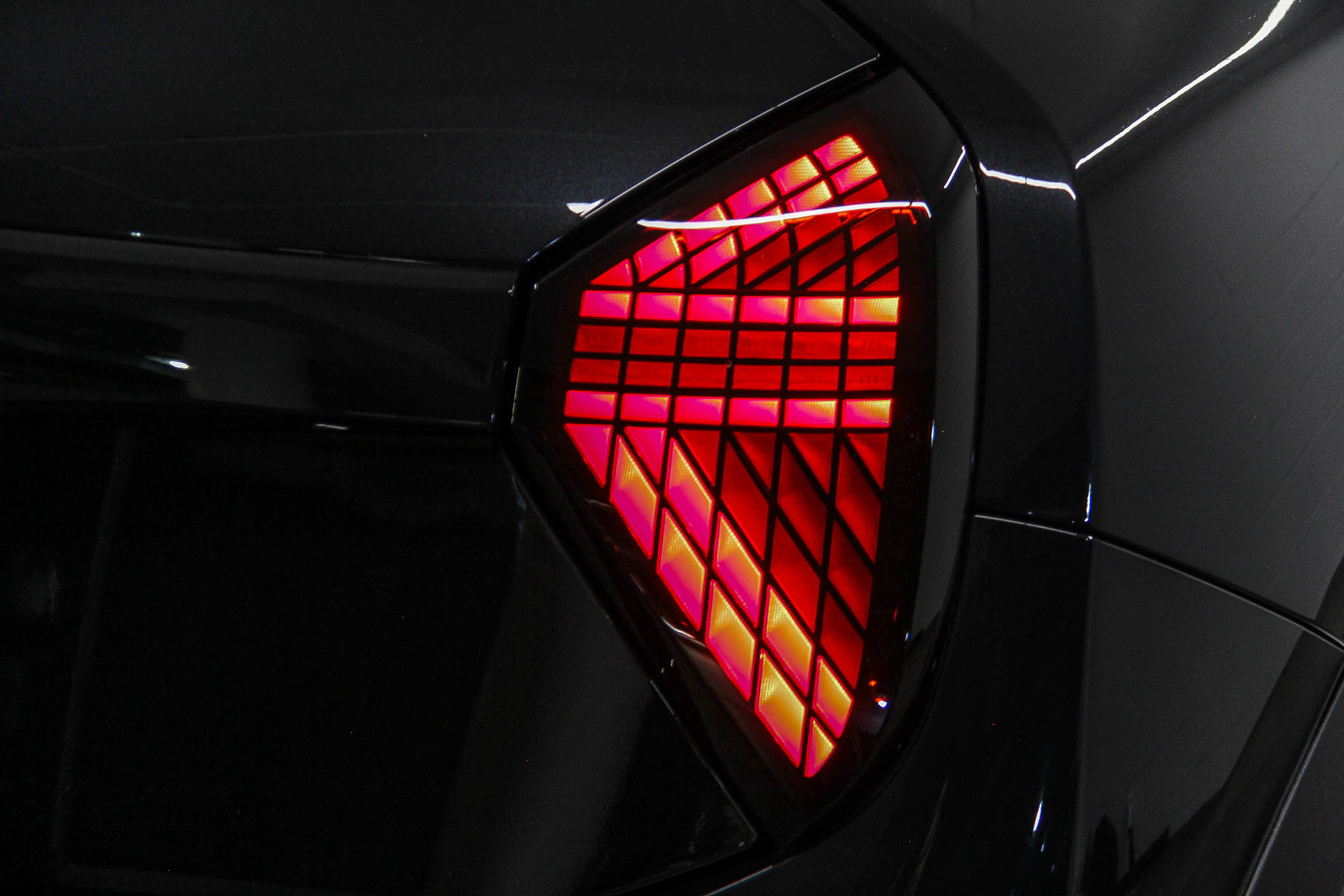 Used 2025 MINI Cooper 2-Door Hardtop image 8