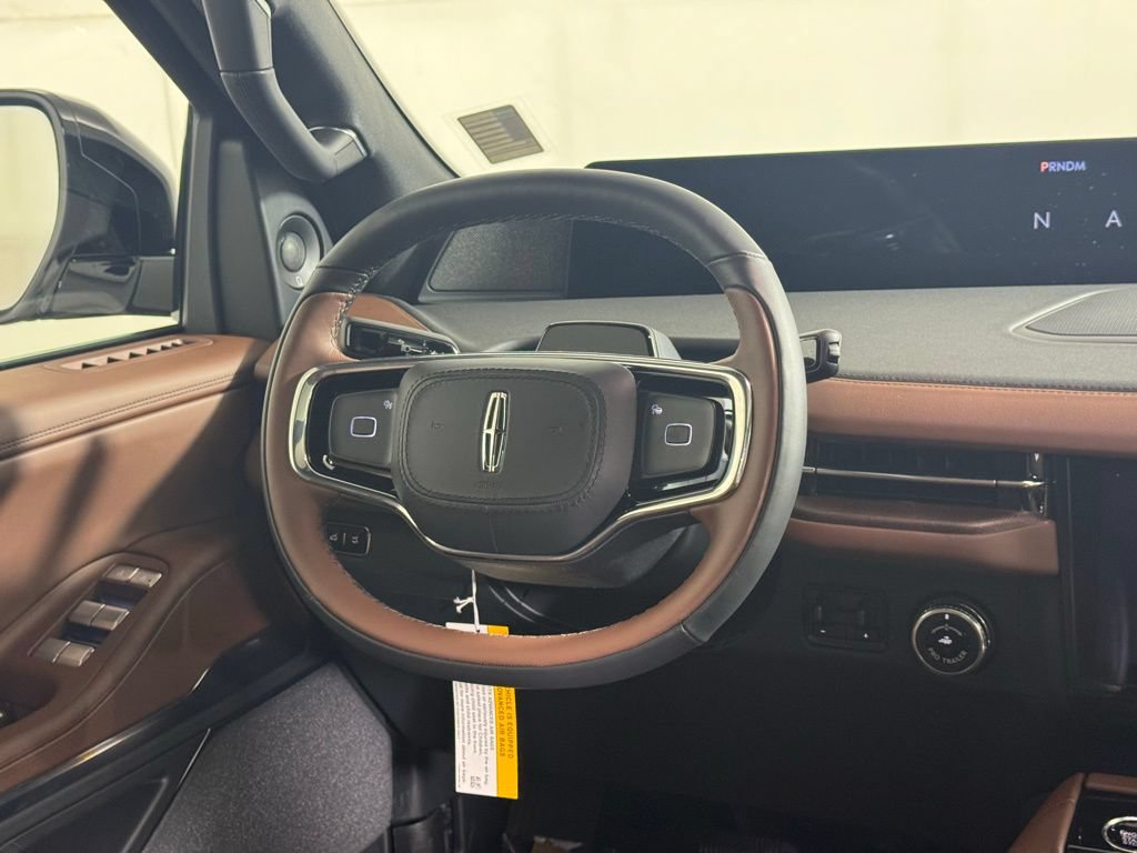 New 2026 Lincoln Navigator Reserve AWD/4WD image 22