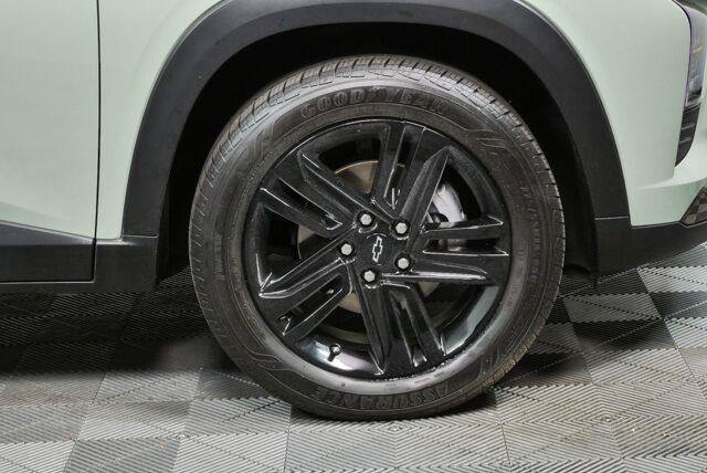 Certified 2025 Chevrolet Trax ACTIV w/ Sunroof Package FWD image 4