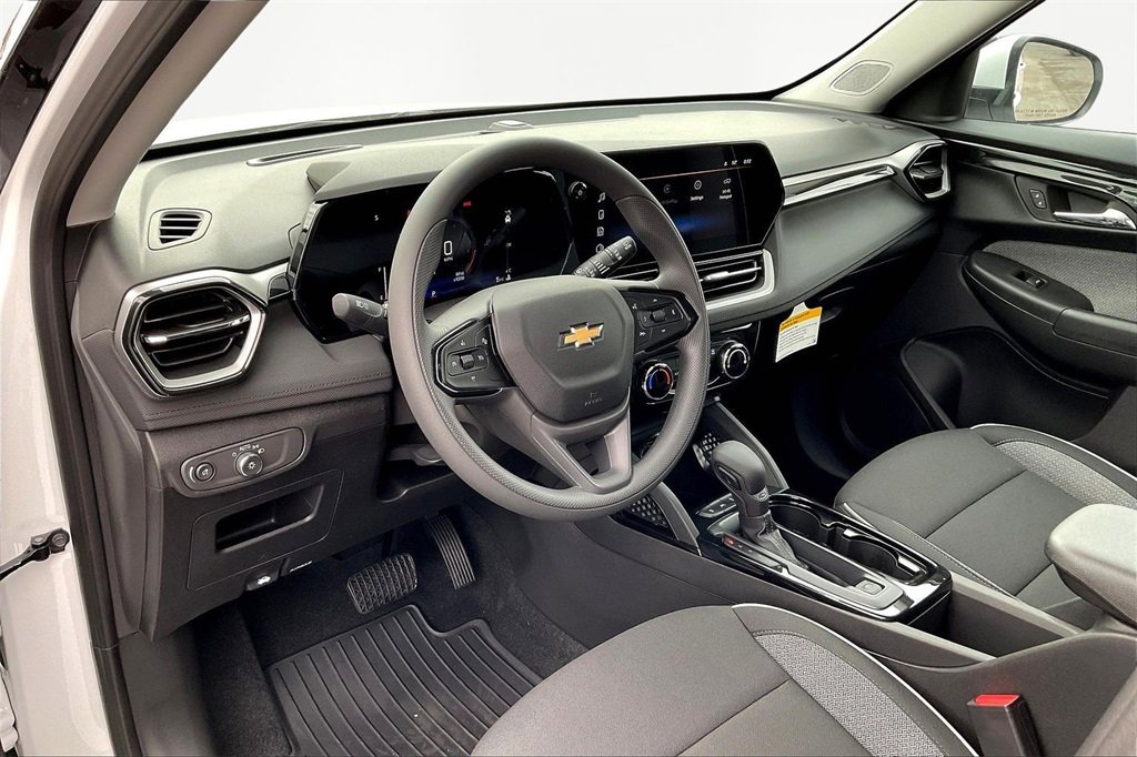 New 2026 Chevrolet TrailBlazer LT image 8
