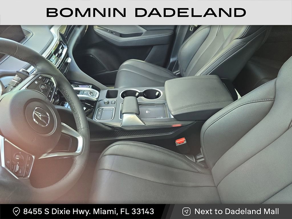 Used 2024 Acura MDX FWD image 10