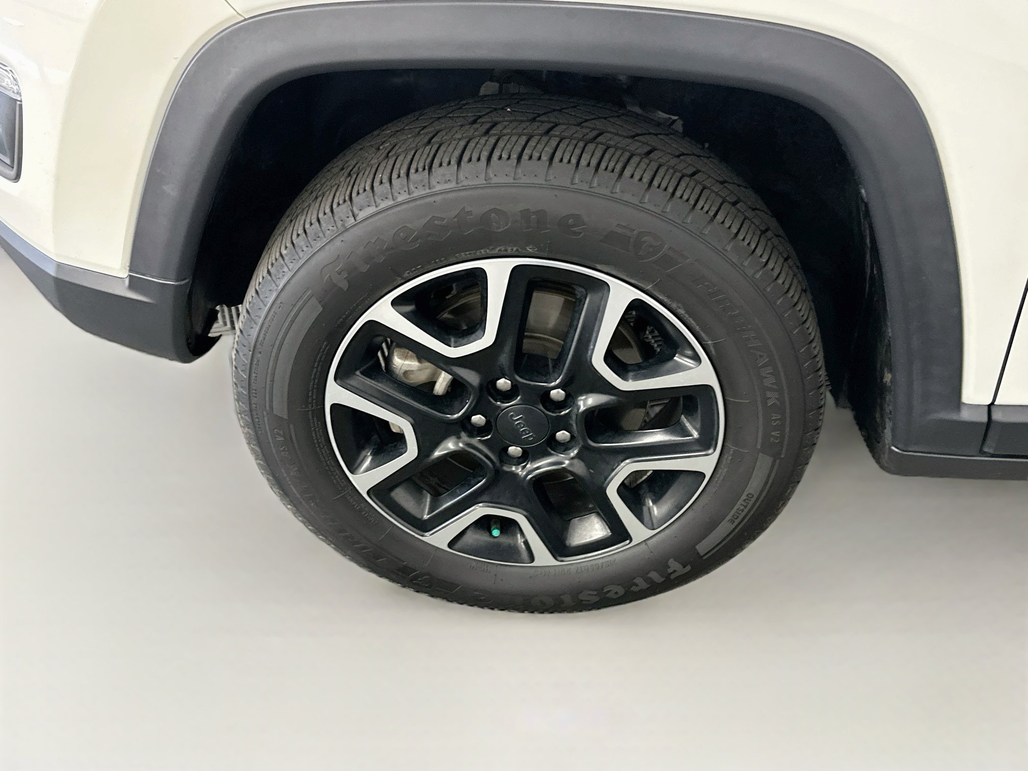 Used 2019 Jeep Compass Trailhawk w/ Cold Weather Group AWD/4WD image 11