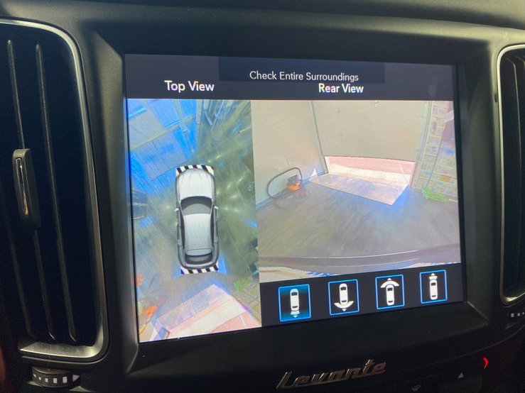 Used 2018 Maserati Levante GranSport image 20