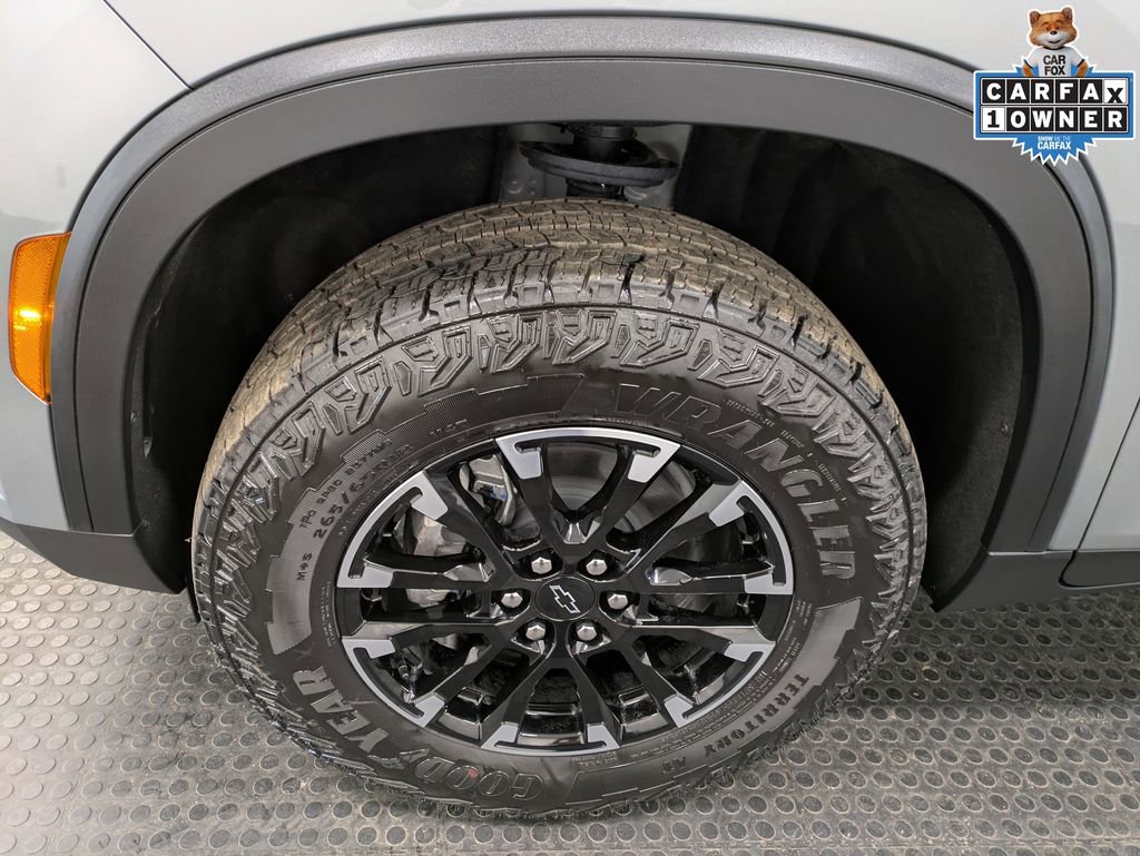 Used 2025 Chevrolet Traverse Z71 w/ Driver Confidence Package AWD/4WD image 7