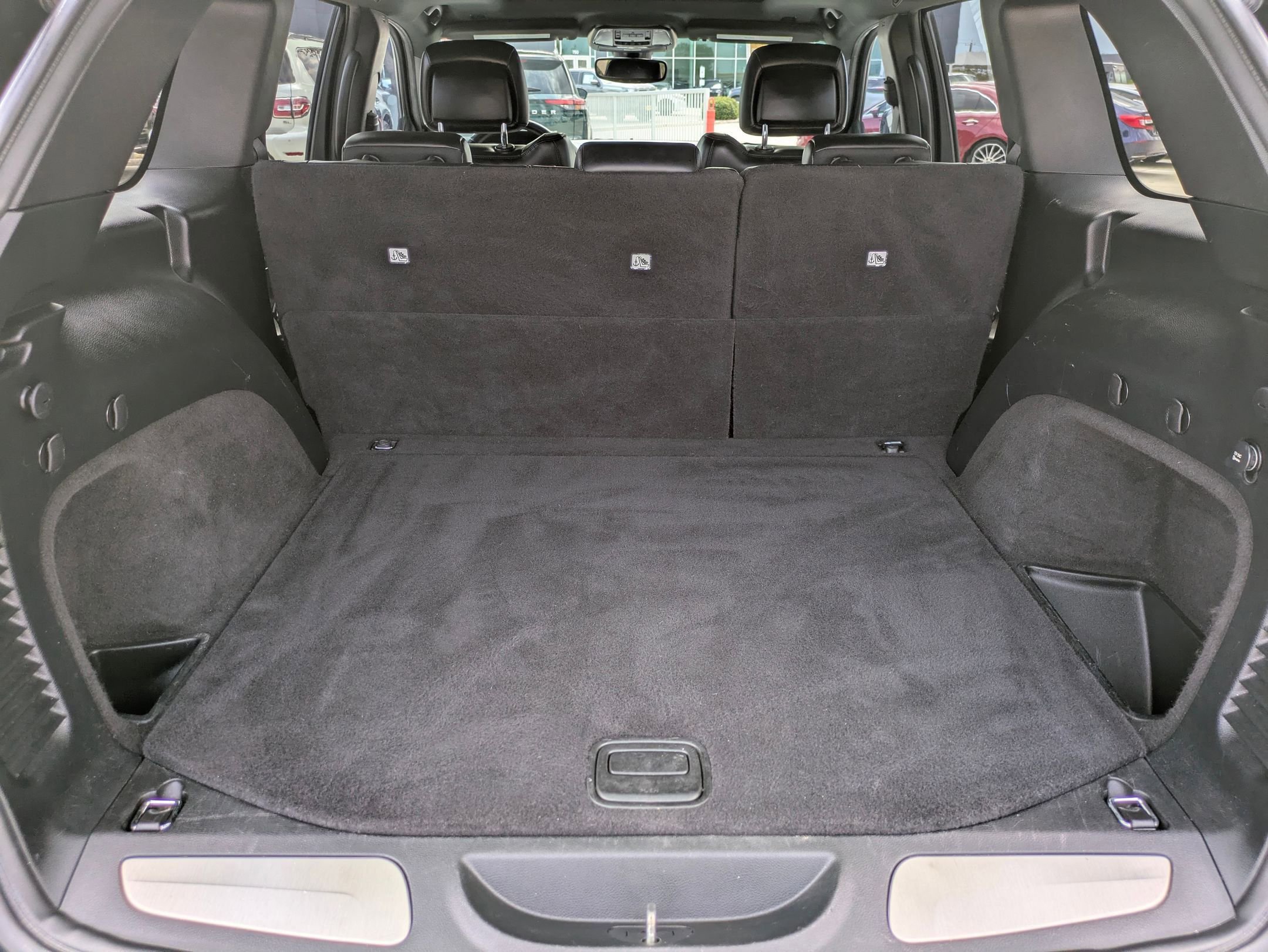 Used 2019 Jeep Grand Cherokee Limited image 25