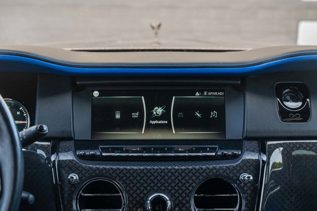 Used 2020 Rolls-Royce Cullinan Black Badge image 73