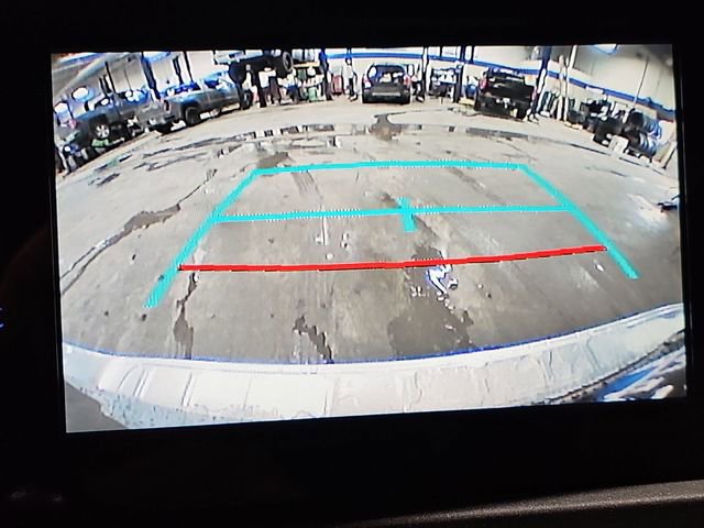 Used 2020 Toyota Sienna L image 15