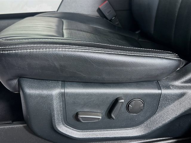 Used 2020 Ford F350 Lariat image 21