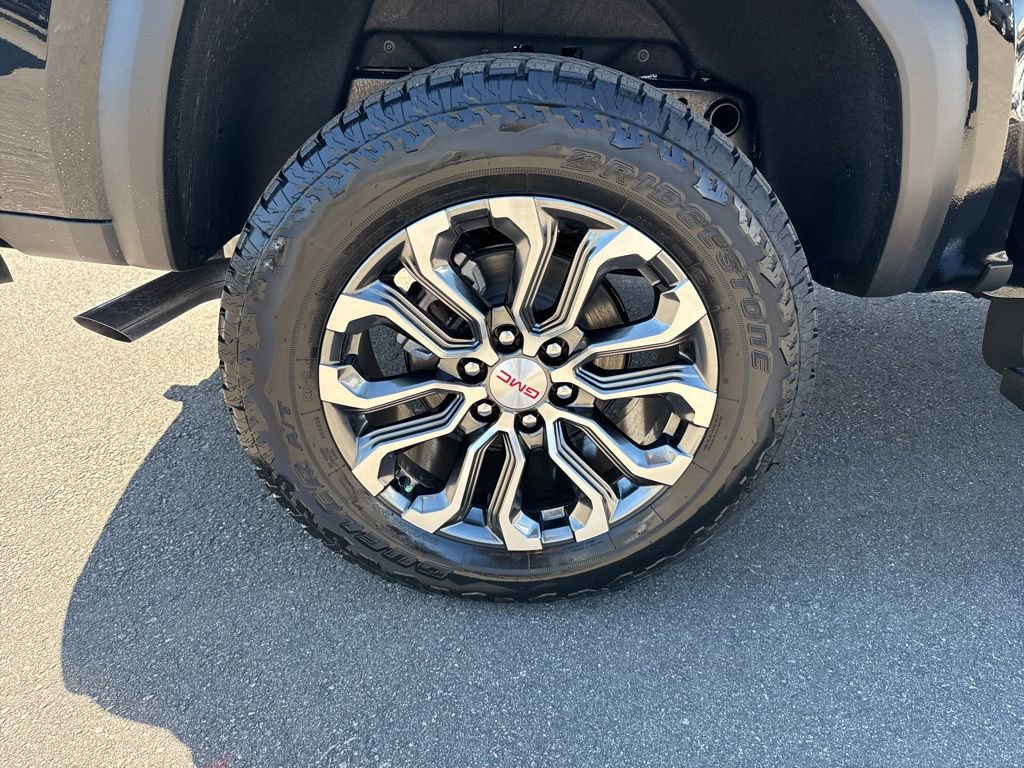 New 2026 GMC Canyon Denali image 34