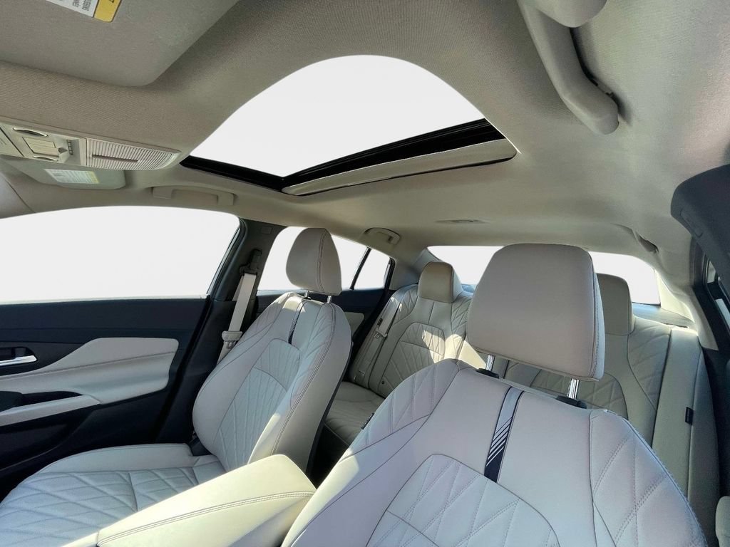 New 2026 Nissan Sentra SL w/ Floor Mat Package FWD image 16
