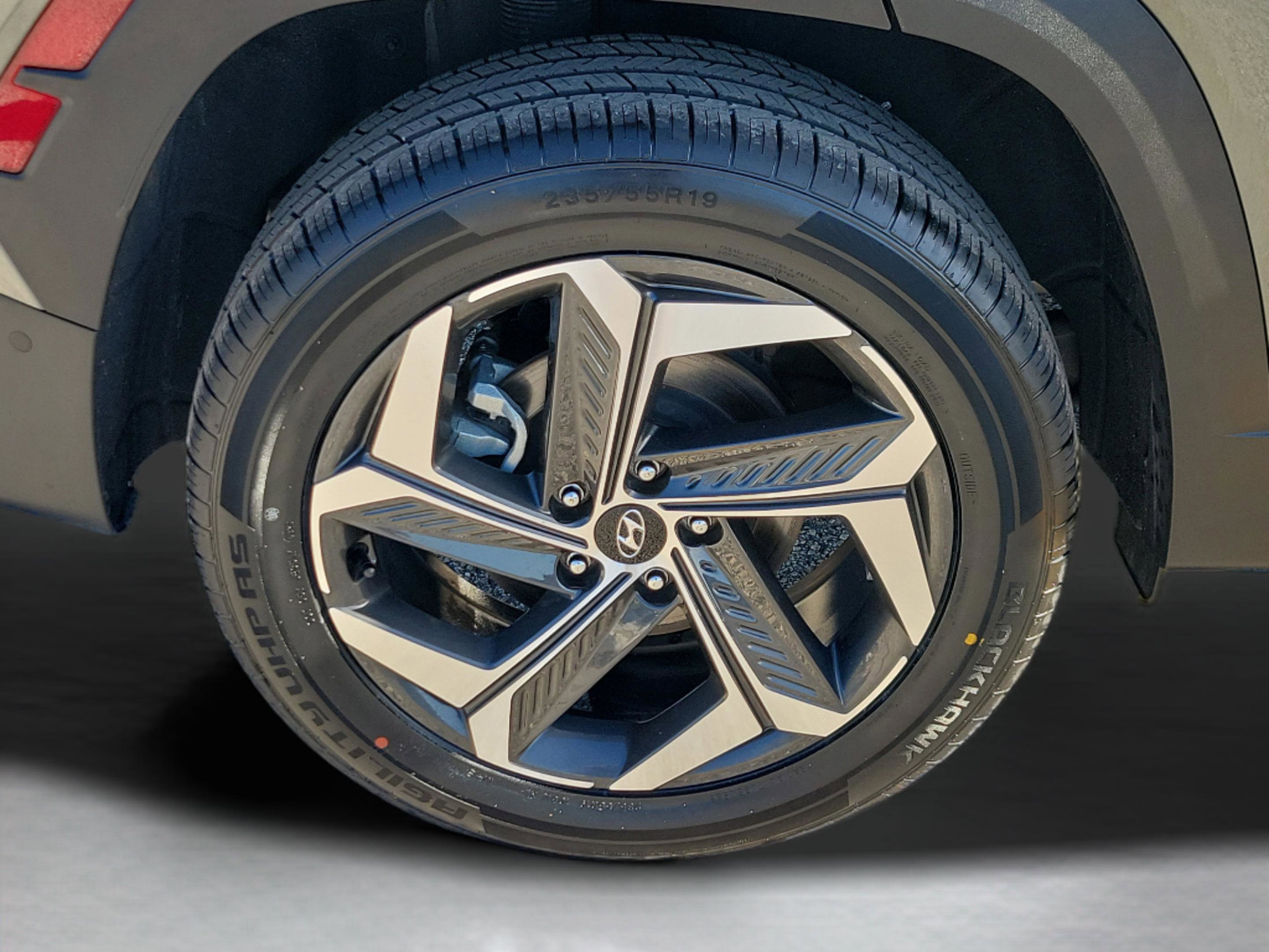 Certified 2023 Hyundai Tucson Limited image 5