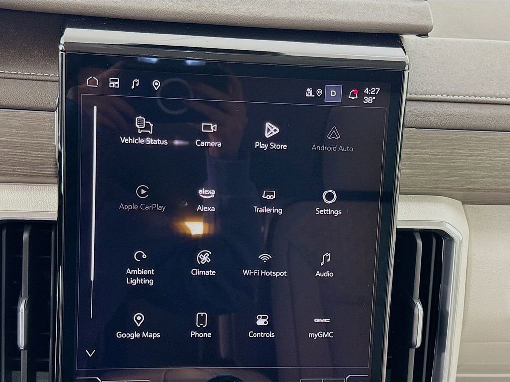 Used 2024 GMC Acadia Denali image 15