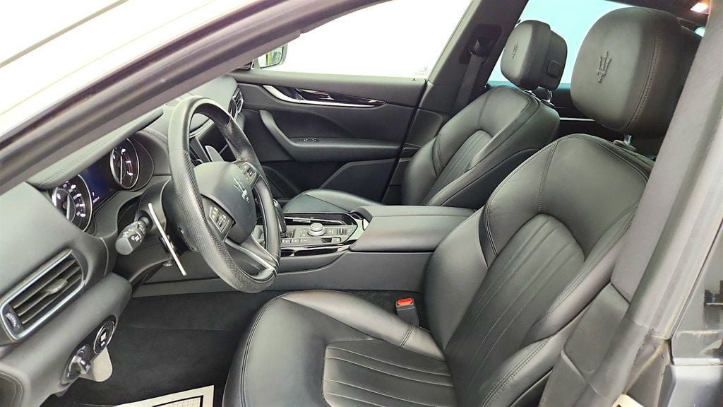 Used 2021 Maserati Levante S AWD/4WD image 12