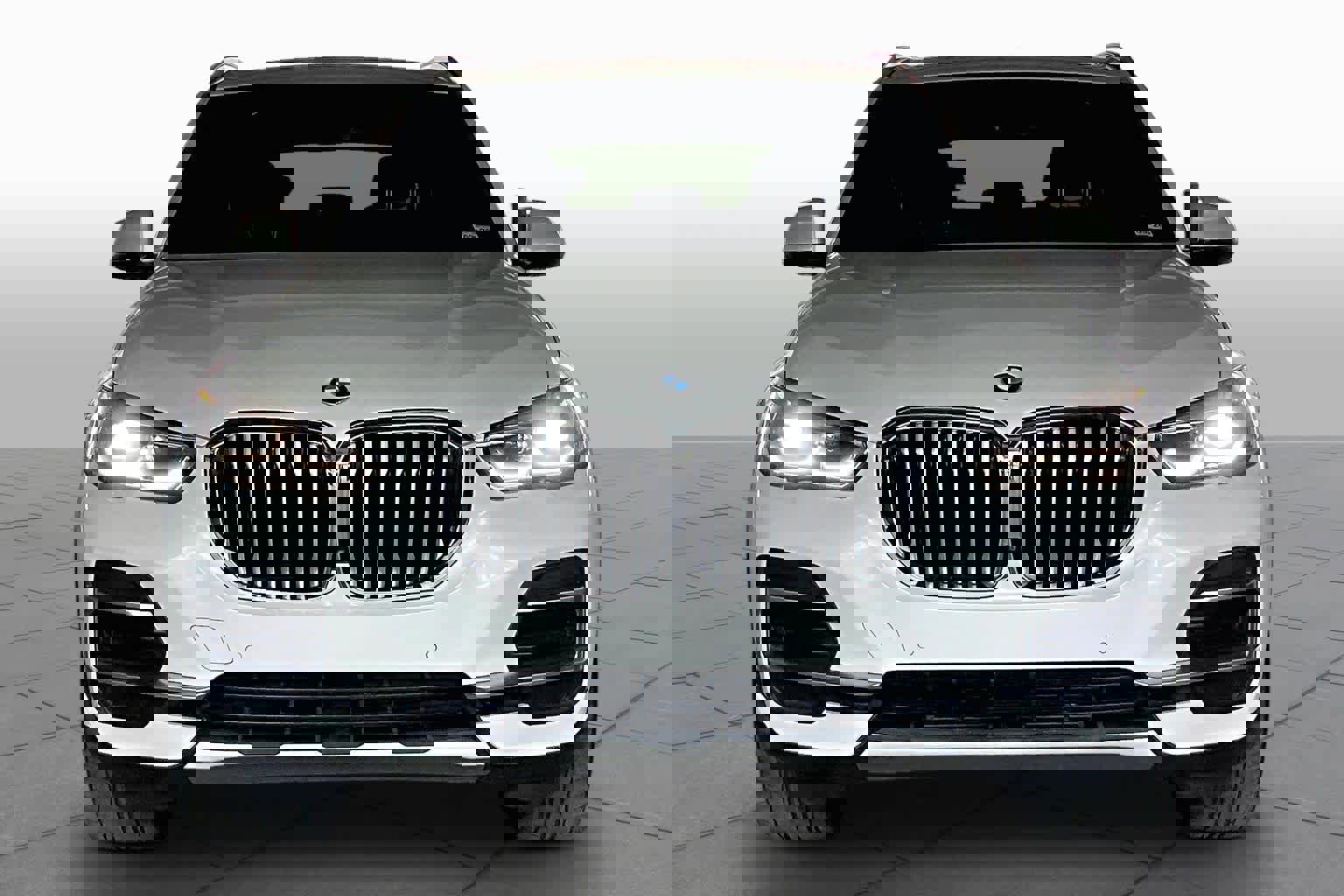 Used 2023 BMW X5 sDrive40i w/ Premium Package image 3